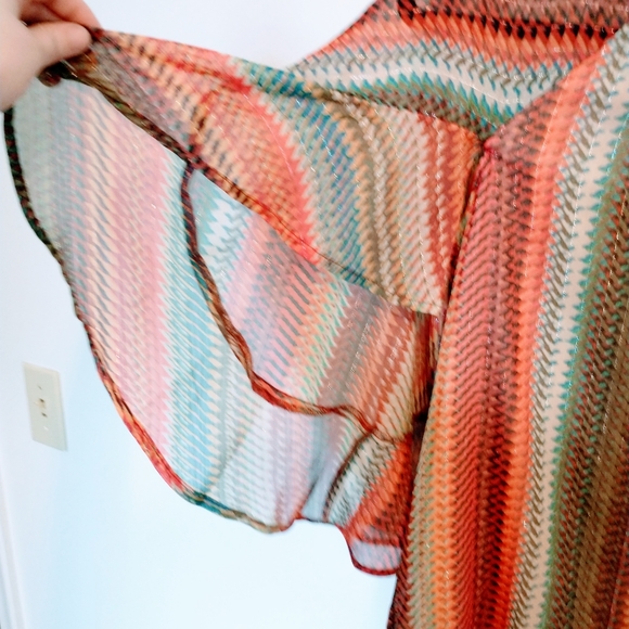 Energe size small boho striped tunic with full cape sleeves - Picture 5 of 5